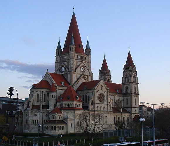 Datei:2 Franz von Assisi Kirche.jpg