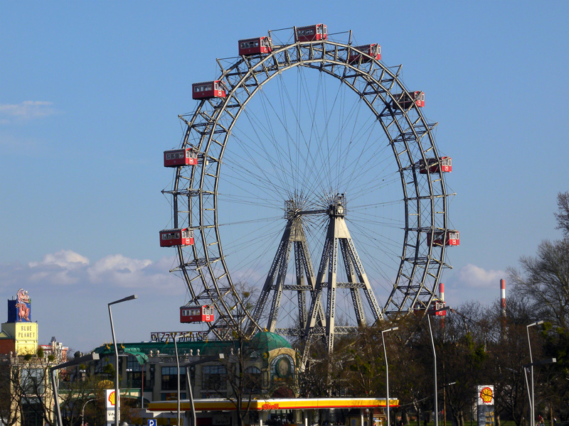 Datei:2 Riesenrad am Tag.jpg