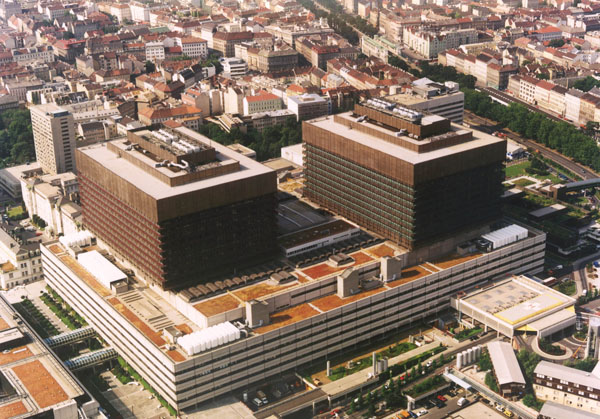 Datei:9 Neues AKH Luftaufnahme.jpg