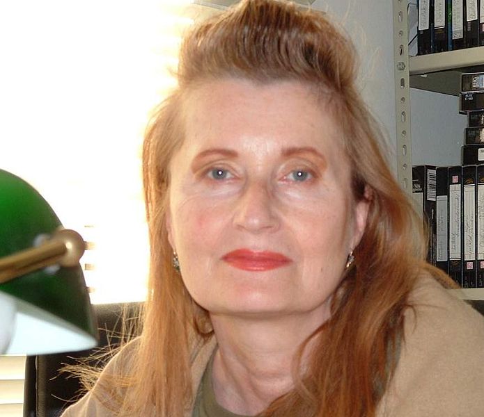 Datei:Elfriede Jelinek.jpg