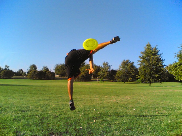 Datei:Frisbeetrick Catch.jpg