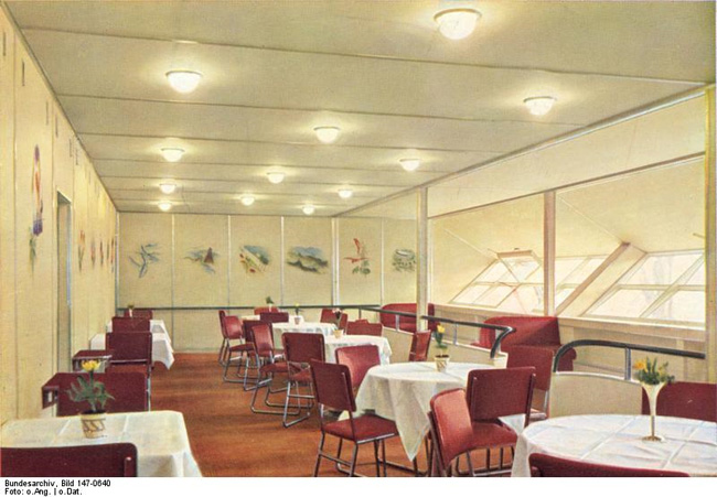 Datei:Hindenburg Speisesaal.jpg