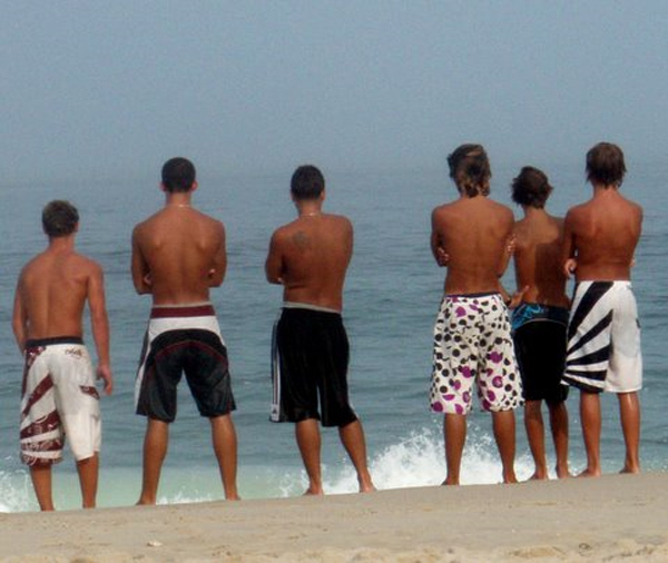 Datei:Männer-Bademode 2007.jpg