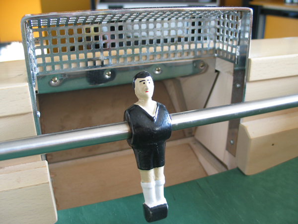 Datei:Tischfußball Tormann.jpg