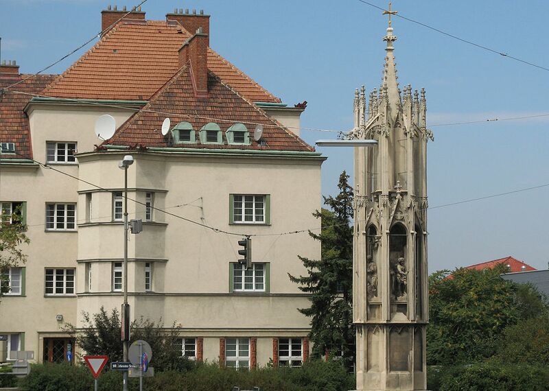 Datei:10 Spinnerin am Kreuz 1.jpg