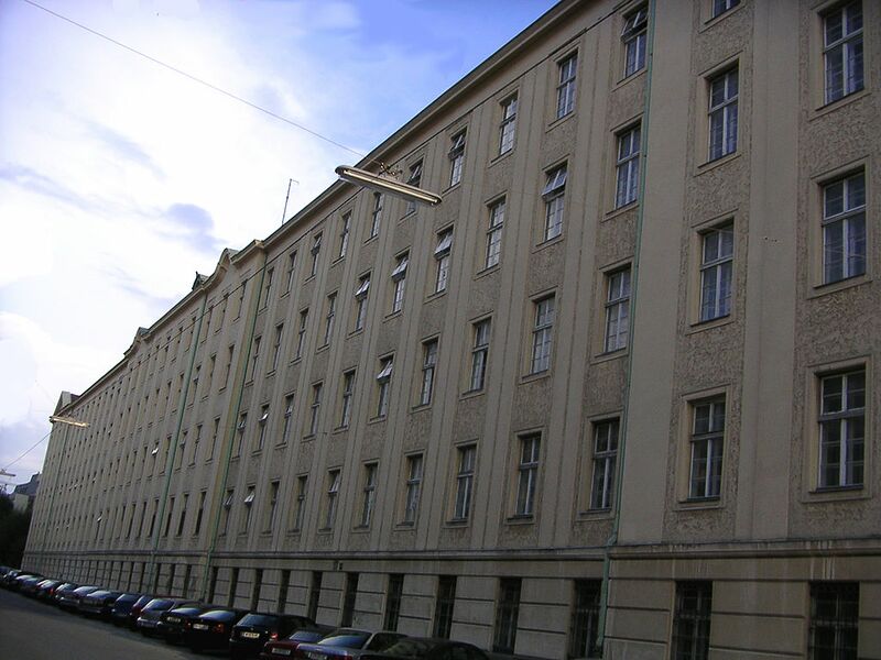 Datei:10 StarhembergKaserne.jpg