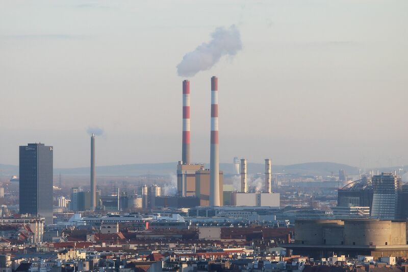 Datei:11 Kraftwerk Simmering.jpg