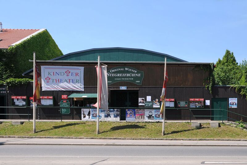 Datei:16 Stegreifbühne.jpg