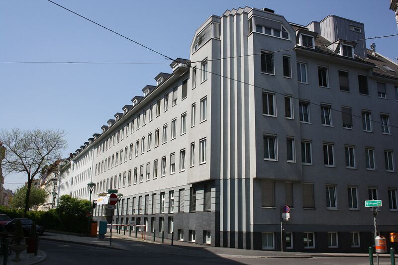 Datei:18 Evangelisches Krankenhaus.JPG