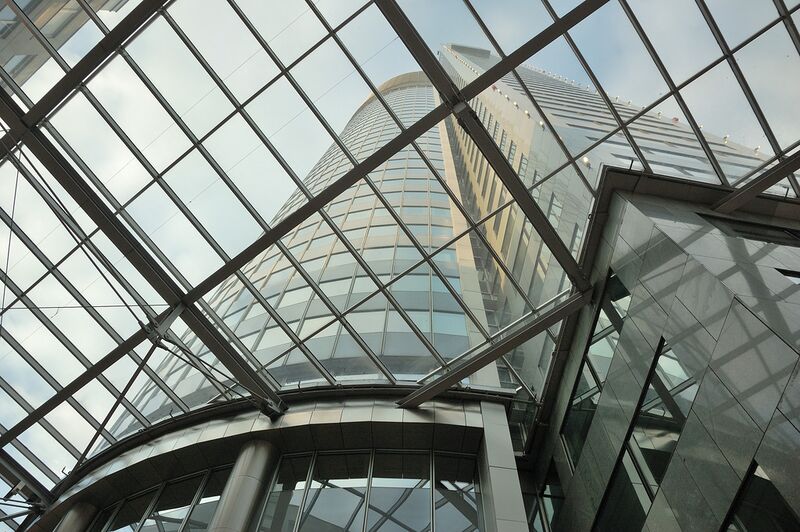 Datei:20 Millennium Tower innen.jpg