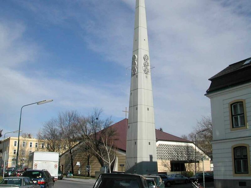 Datei:21 Blut-Christi-Kirche.jpg