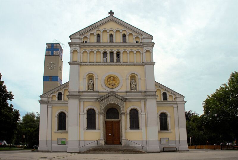 Datei:22 Pfarre Göttlichen Herzen Jesu.jpg