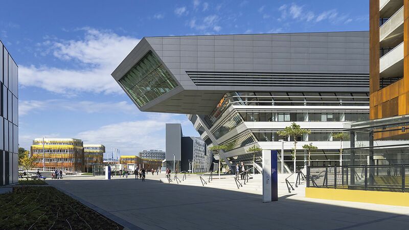 Datei:2 WU Wien Campus.jpg