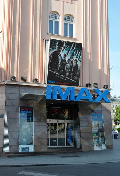 Datei:6 Apollo IMAX.jpg