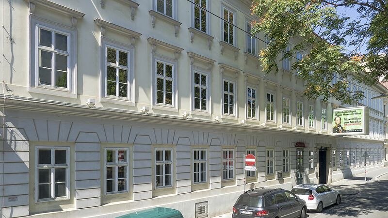 Datei:7 Hofmobiliendepot.jpg