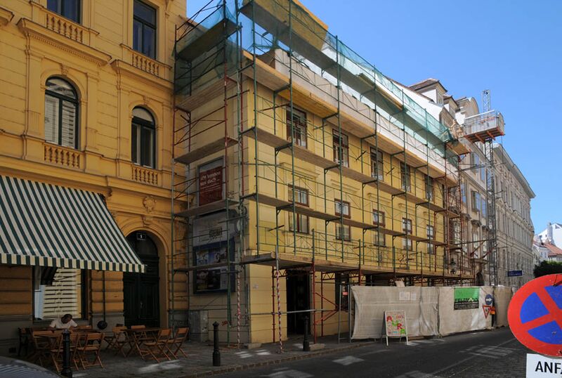 Datei:8 Kabarett Niedermair.jpg