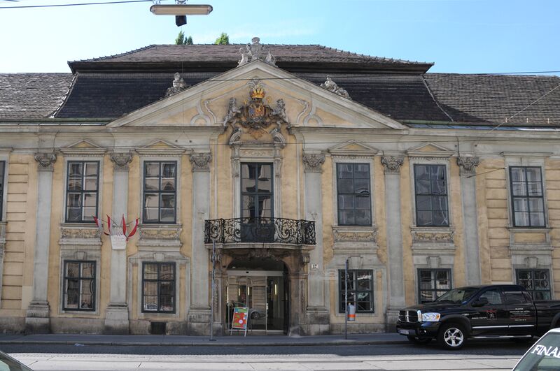 Datei:8 Volkskundemuseum.jpg