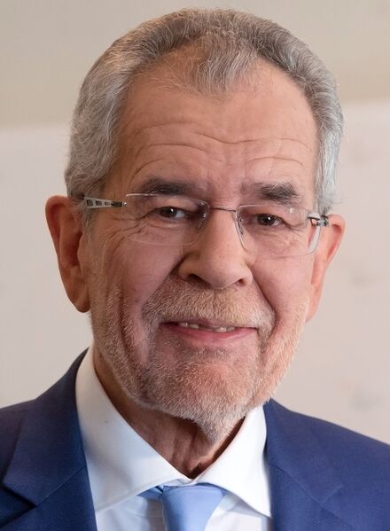 Datei:Alexander Van der Bellen 2016.jpg