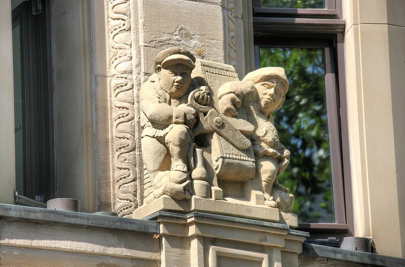 Datei:Kaisers neue Kleider2.jpg