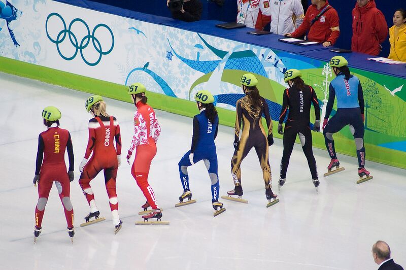 Datei:Short Track Startaufstellung.jpg